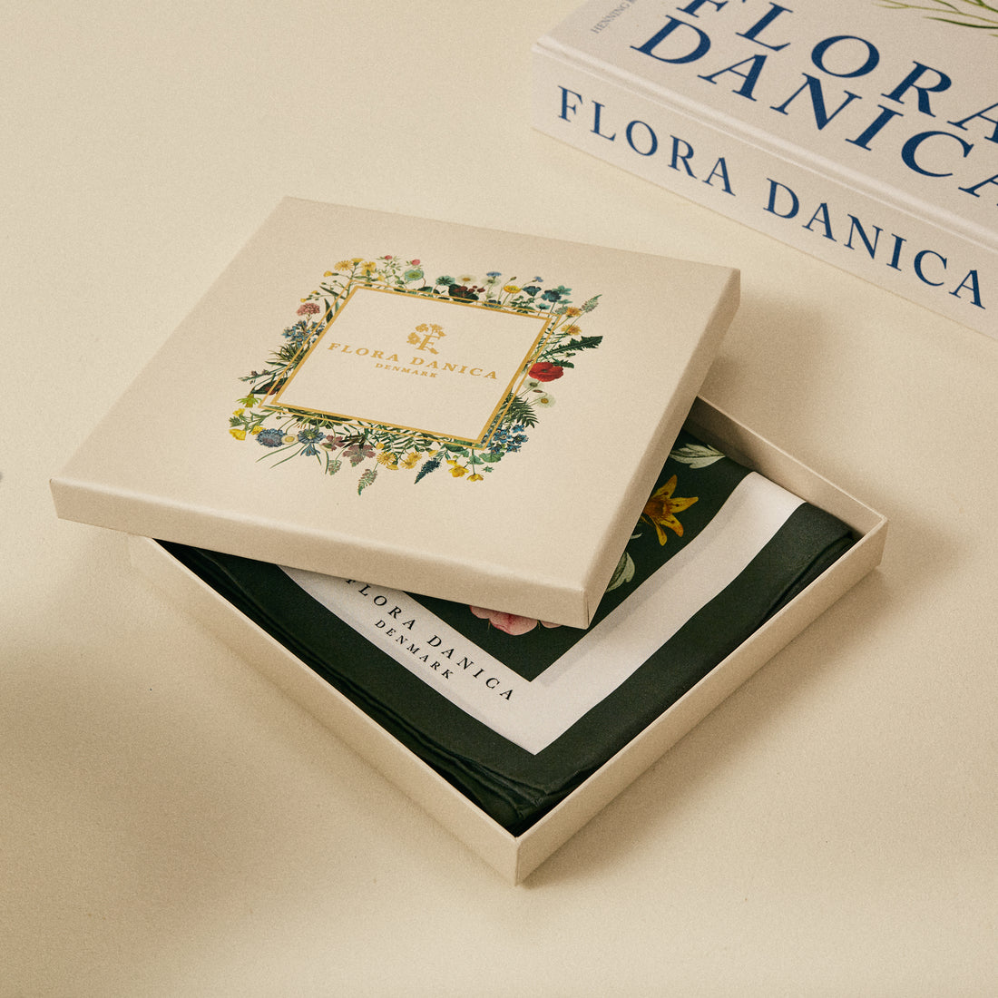 Gaveguide - FLORA DANICA DENMARK