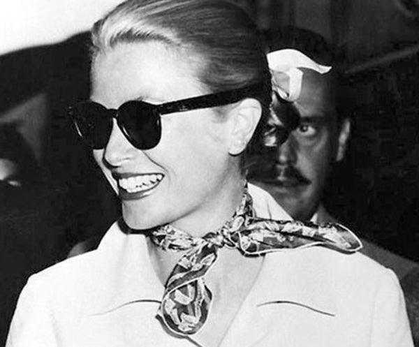 Sådan styler du dit tørklæde - FLORA DANICA DENMARK