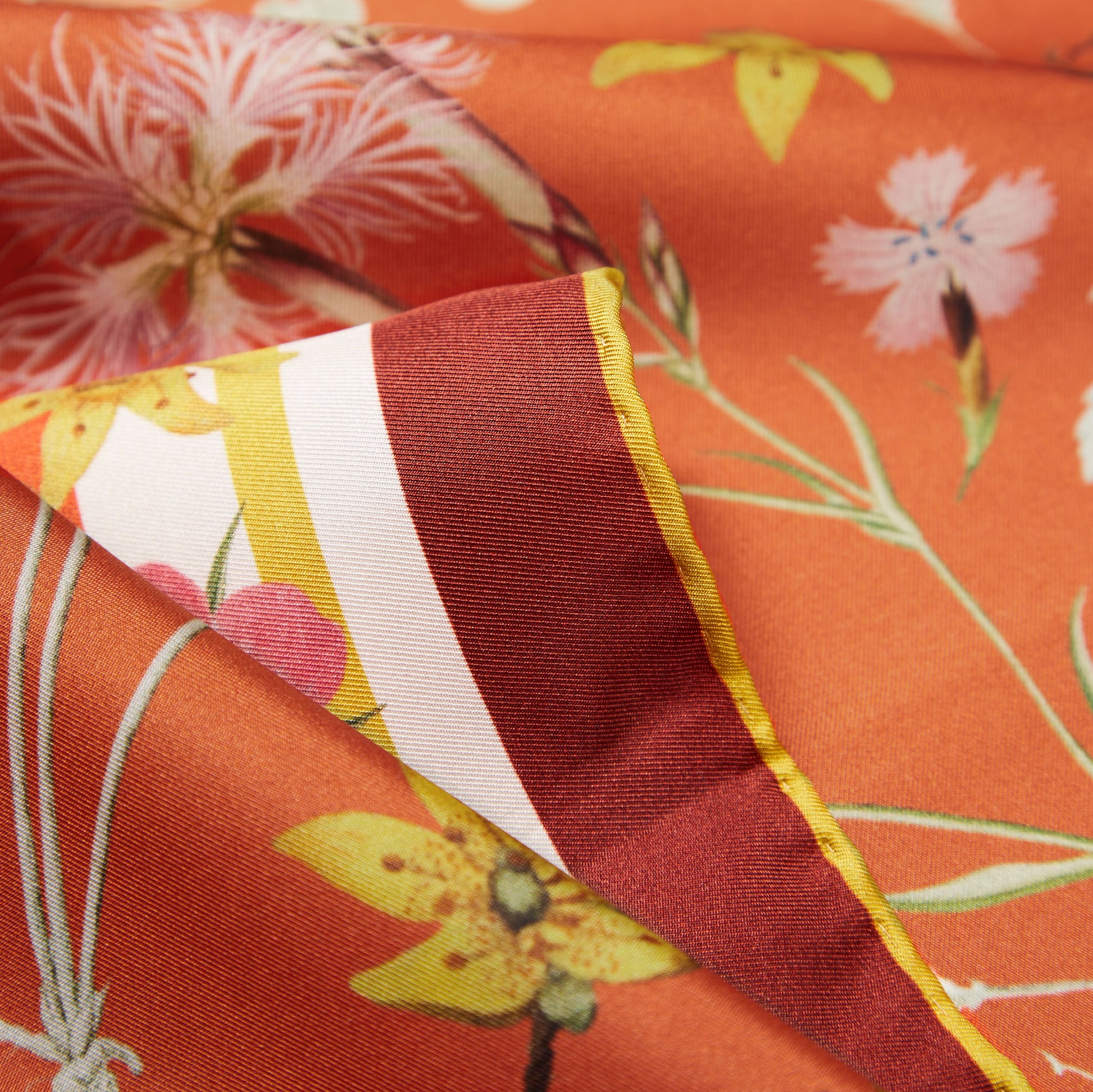 Flora Danica Denmark Autumn Garden silketørklæde Large scarf Autumn Garden