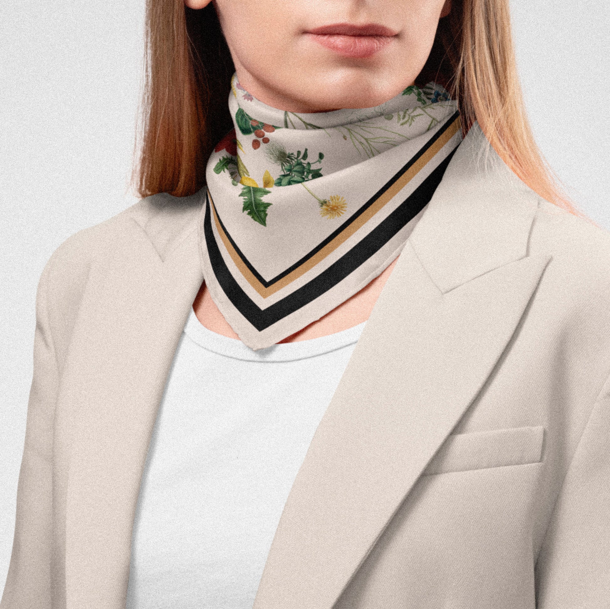 Flora Danica Denmark Beige Flower Field silketørklæde Medium Dobbeltsided scarf Noir Flower Field