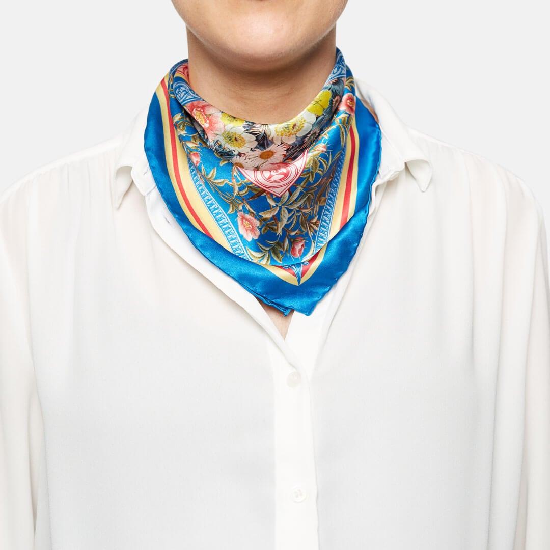 Flora Danica Denmark Blue Rose Garden silketørklæde Small scarf Blue Rose Garden