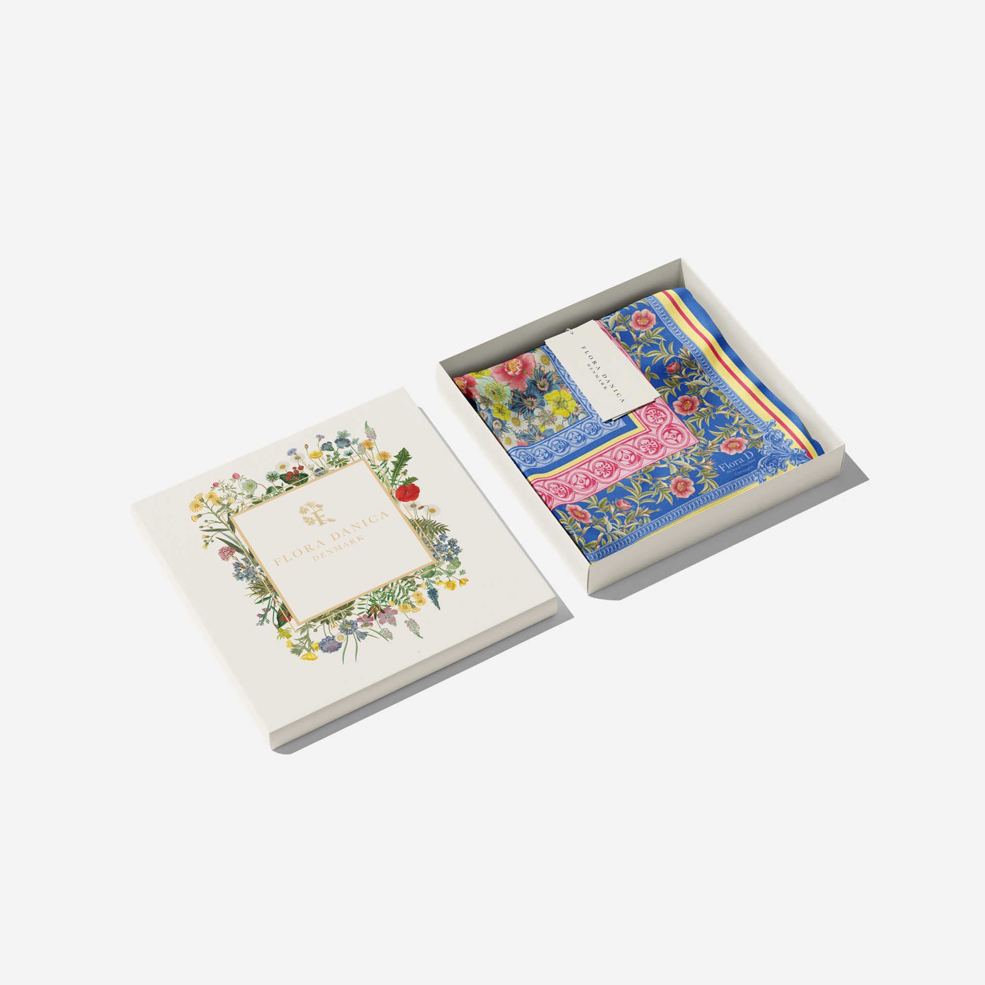 Flora Danica Denmark Blue Rose Garden silketørklæde Small scarf Blue Rose Garden