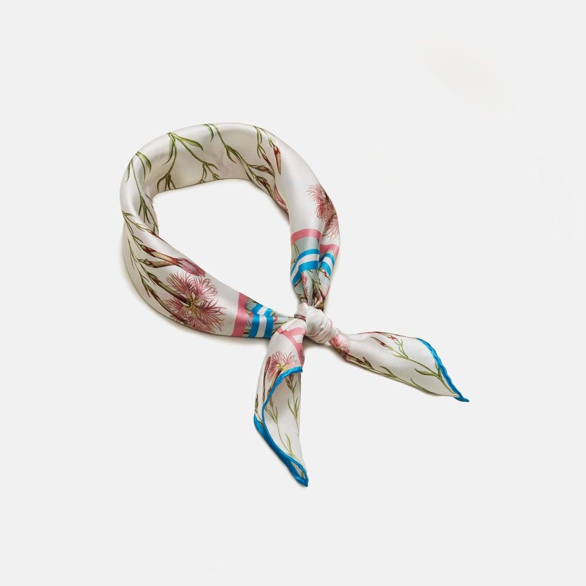 Flora Danica Denmark Blue and Pink Nellike silketørklæde Small scarf Blue and Pink Nellike