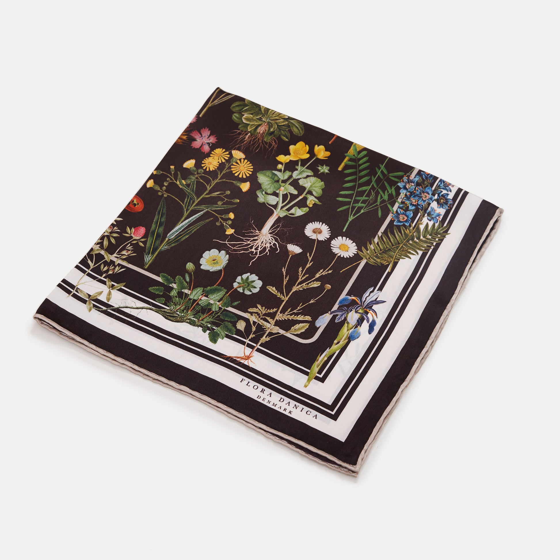 Flora Danica Denmark Brown Flower Field silketørklæde Small scarf Brown Flower Field