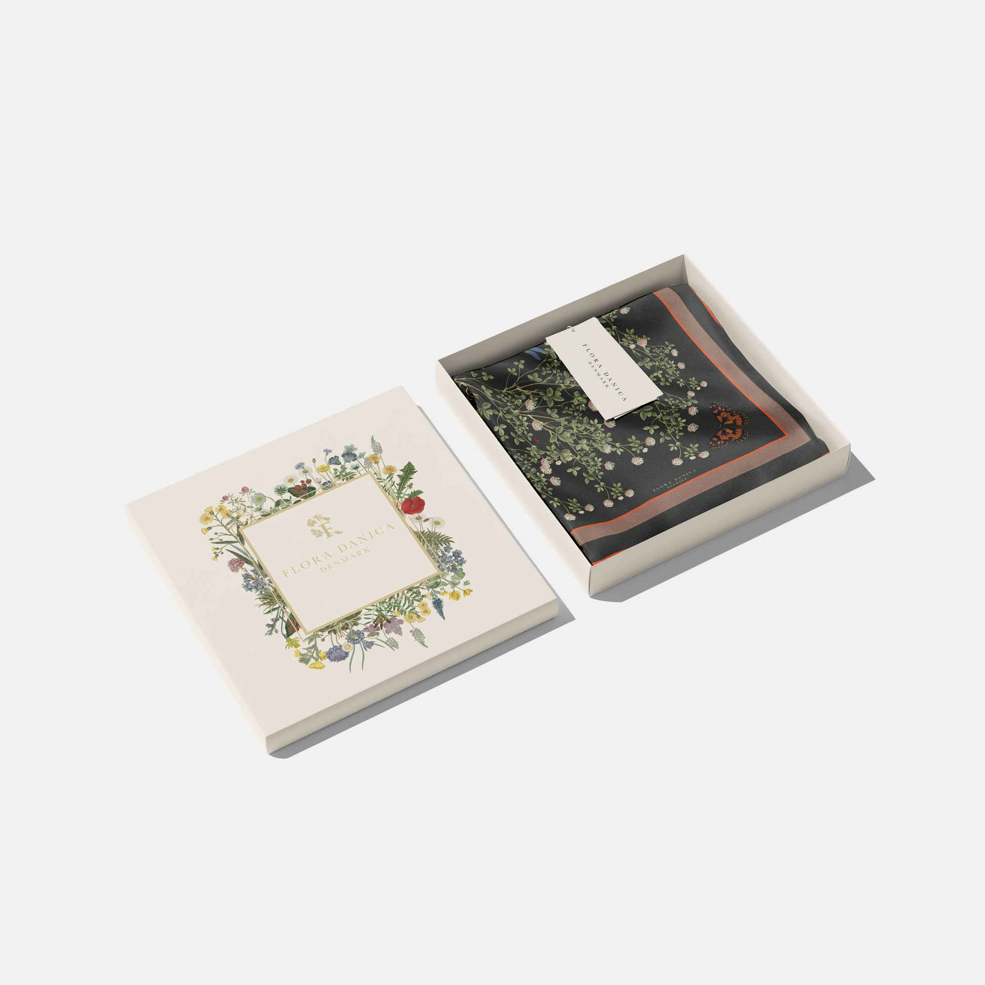 Flora Danica Denmark Cloverfield Whispers silketørklæde Large dobbeltsided scarf Cloverfield Whispers