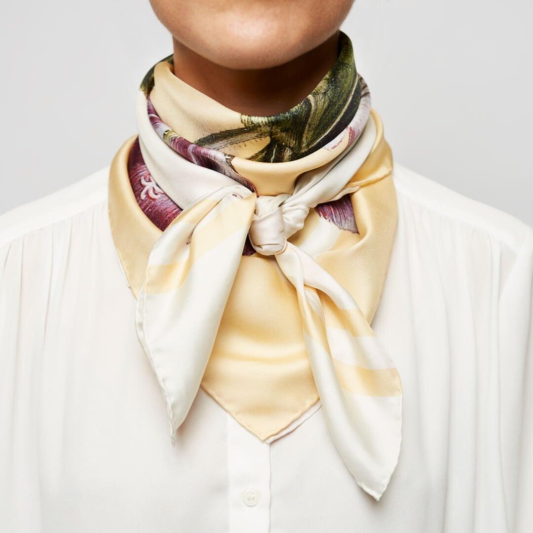 Flora Danica Denmark Flora Yellow Flower silketørklæde Large scarf Flora Yellow Flower