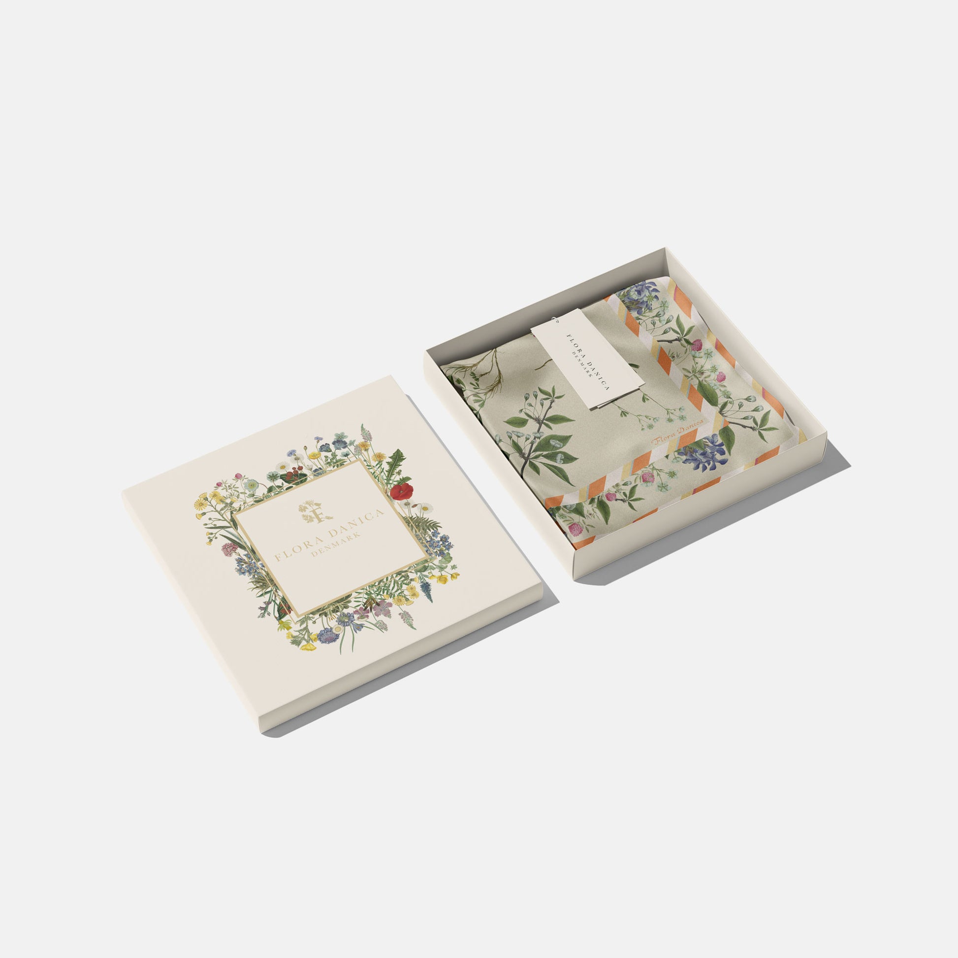 Flora Danica Denmark Flowering Summer Garden silketørklæde Large dobbeltsided scarf Flowering Summer/spring Garden