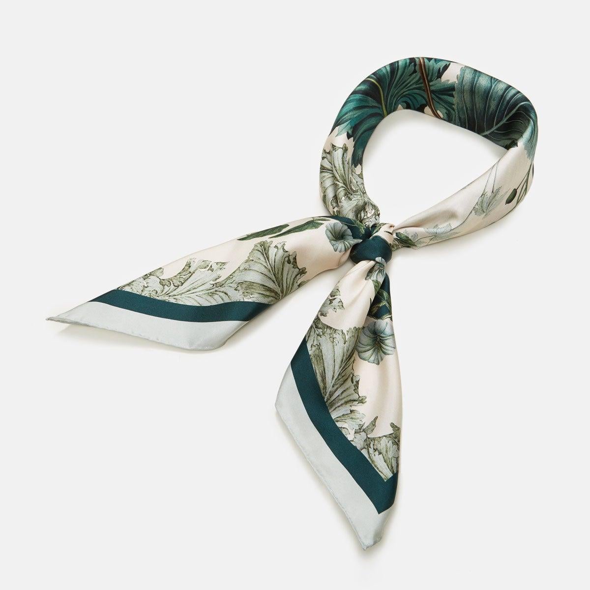 Flora Danica Denmark Green Flora Danica Garden silketørklæde Large scarf Green Flora Danica Garden