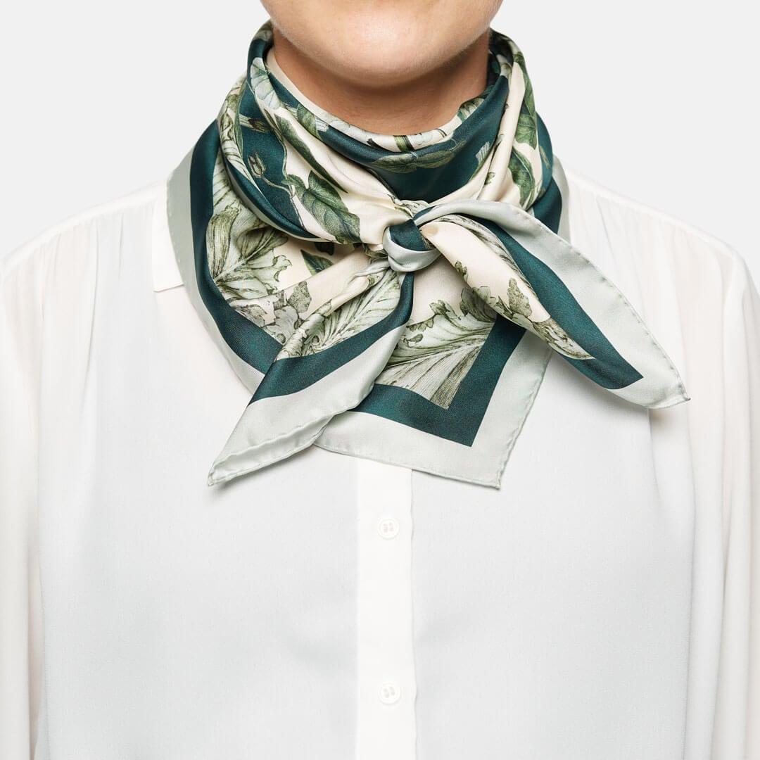 Flora Danica Denmark Green Flora Danica Garden silketørklæde Large scarf Green Flora Danica Garden