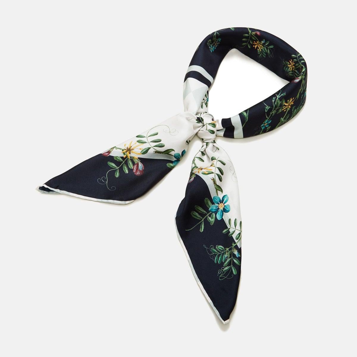 Flora Danica Denmark Green Flower Dot Checker silketørklæde Large scarf Green Flower Dot Checker