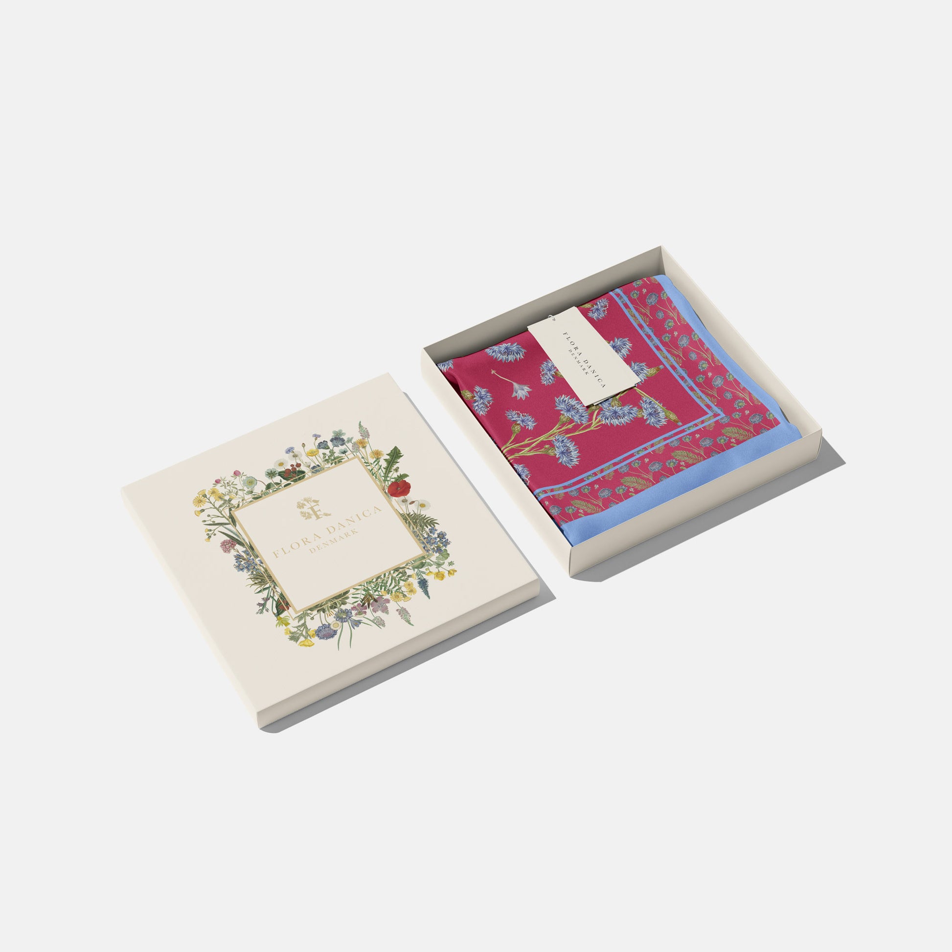 Flora Danica Denmark Scarlet Wildflower 90 silketørklæde Large scarf Scarlet Wildflower Red