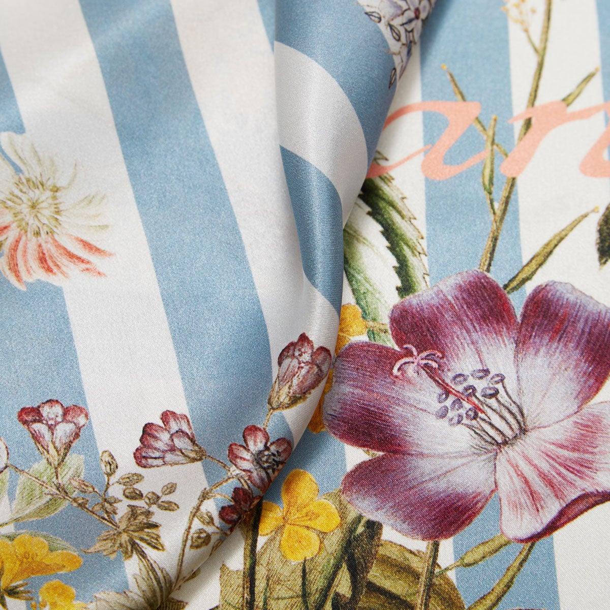 Flora Danica Denmark Striped Flower Meadow silketørklæde Small scarf Striped Flower Meadow Blue/white