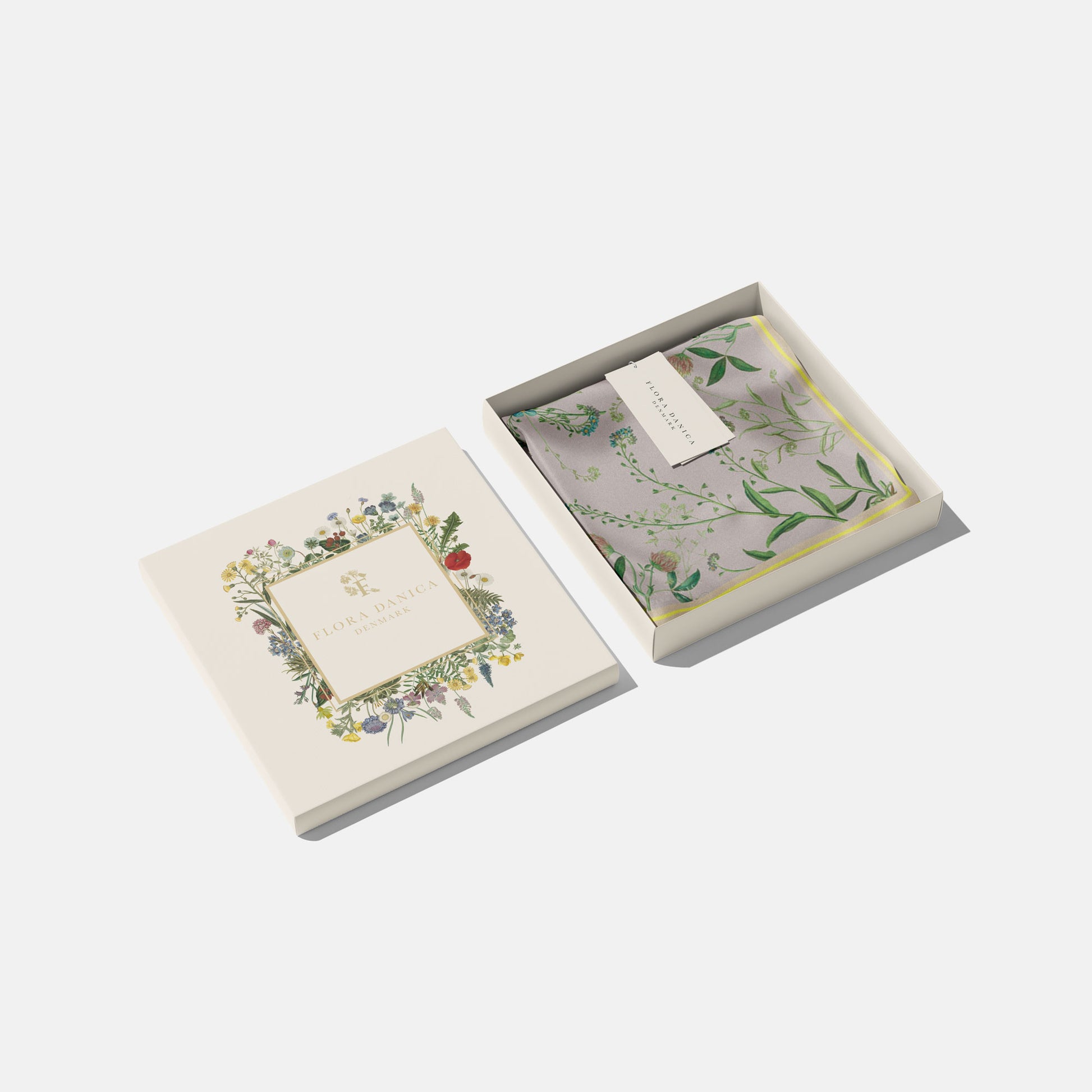 Flora Danica Denmark Summer Garden silketørklæde Small scarf Summer Garden Yellow/purple