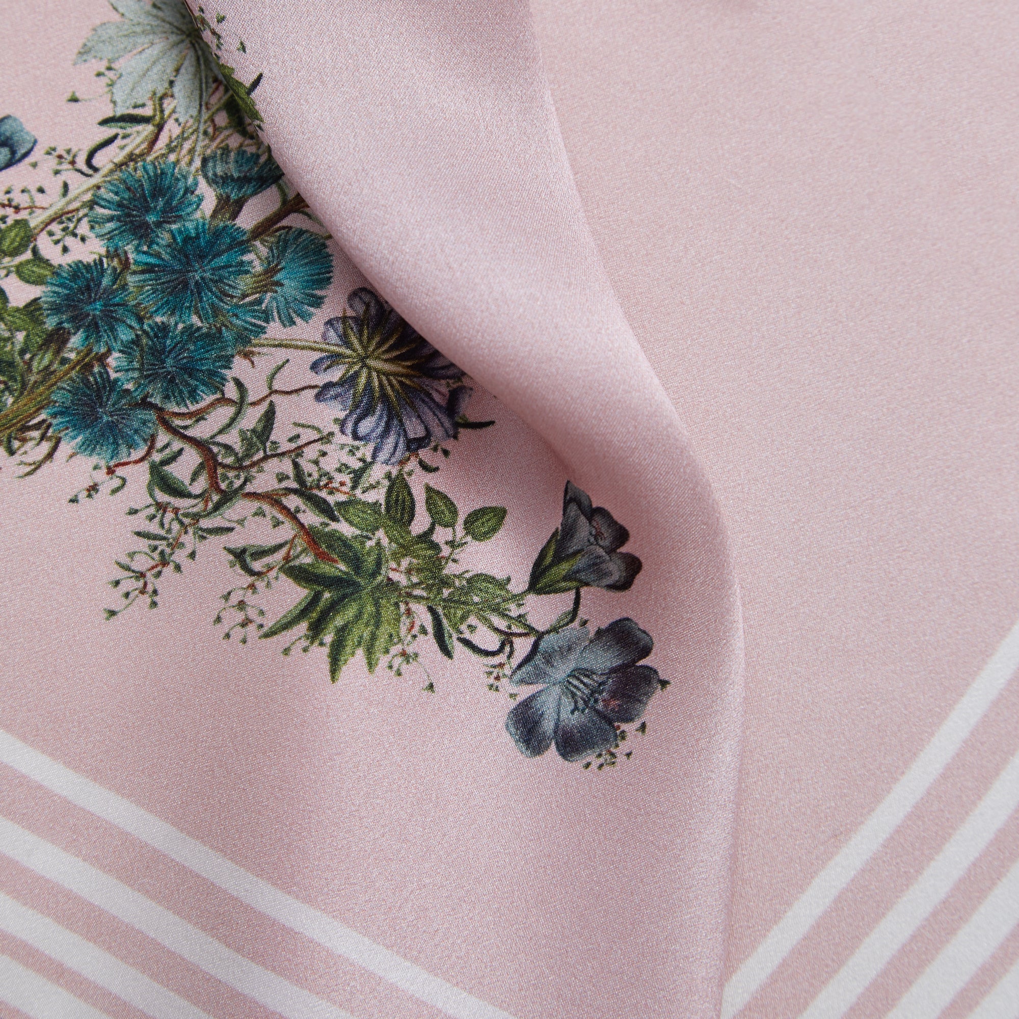 Flowering Pink F silketørklæde