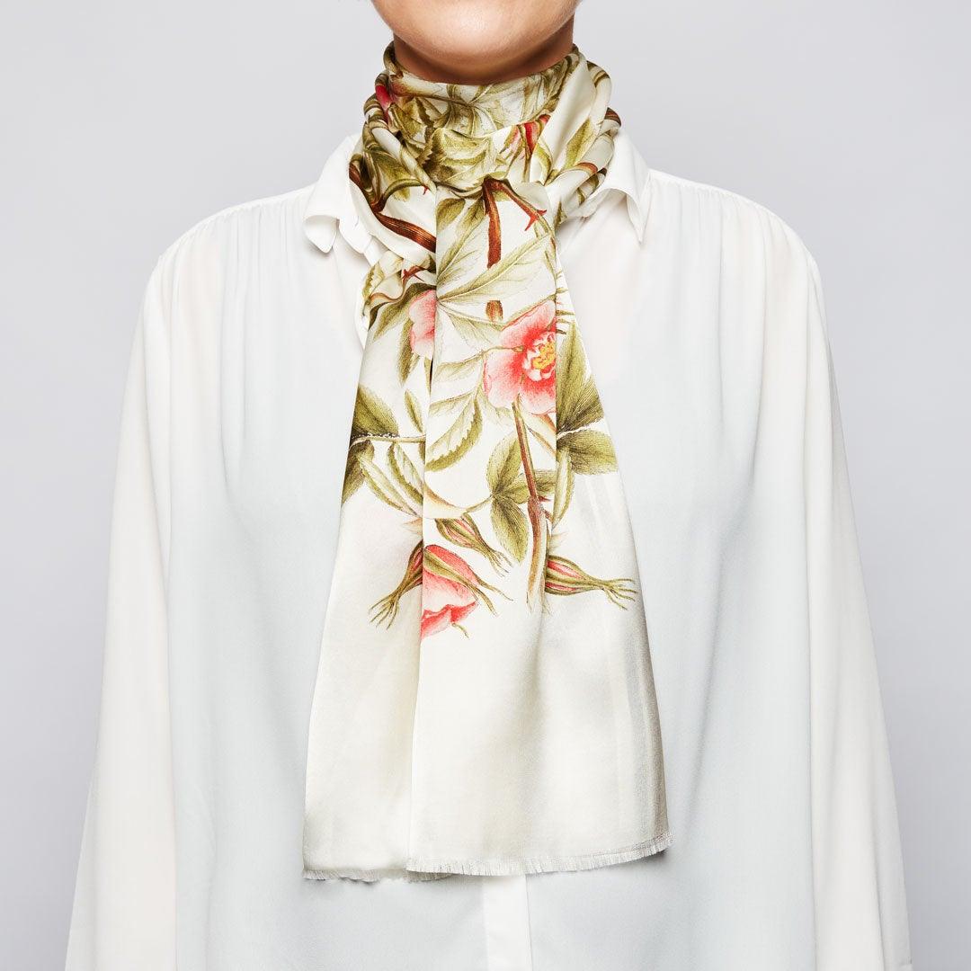 White Rose Silk silketørklæde - FLORA DANICA DENMARK